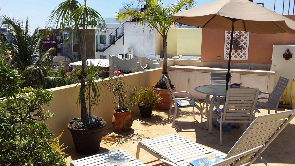 2 Beds 2 Baths  Condo For Sale In Playa Del Carmen [77710]